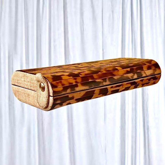 Vintage 60's Lucite Acrylic Clutch Purse Hard Shell Hinged Side Snap Closure - Picture 8 of 16